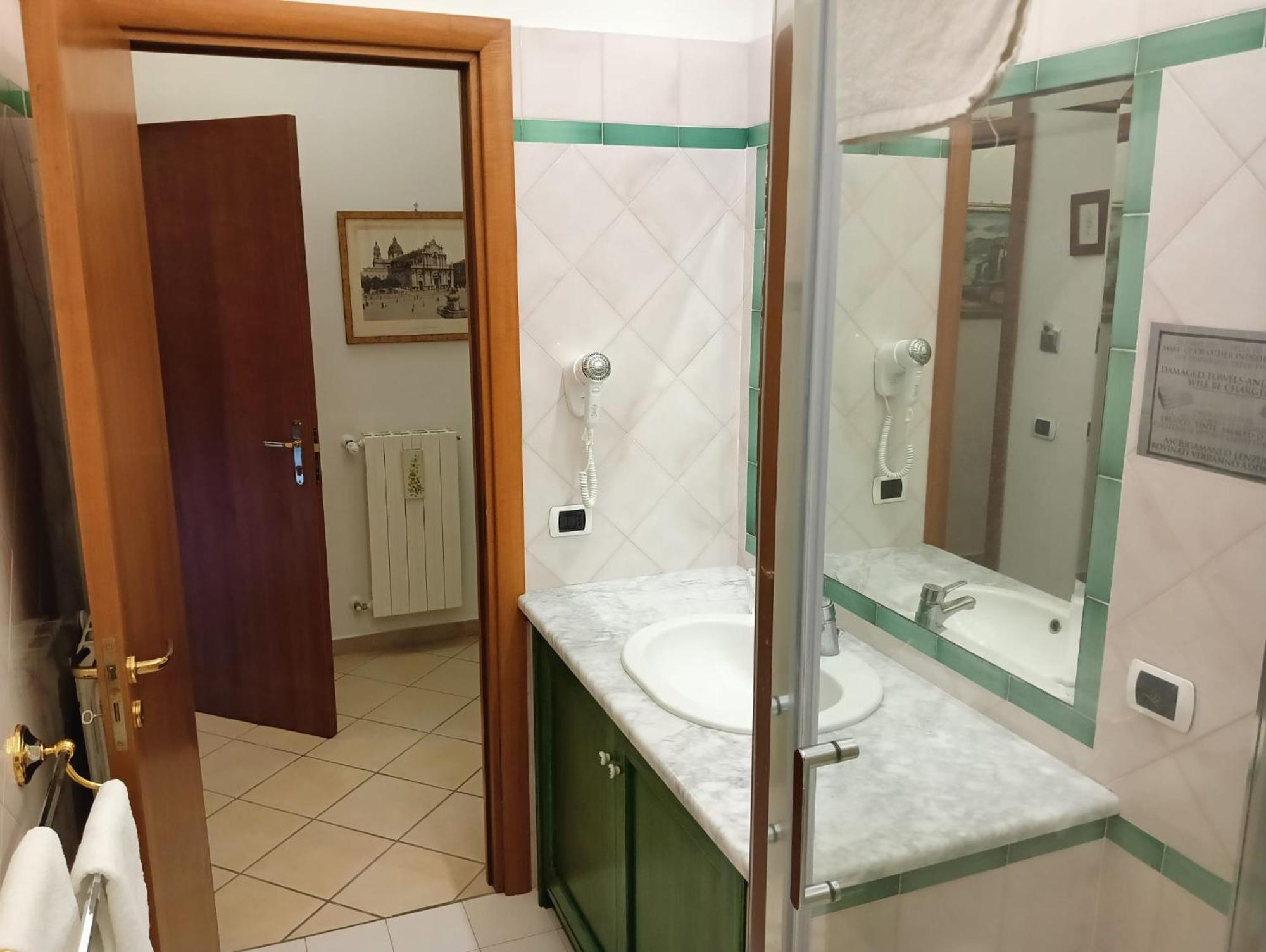 Bed and Breakfast Profumi Di Aci Valverde  Zewnętrze zdjęcie